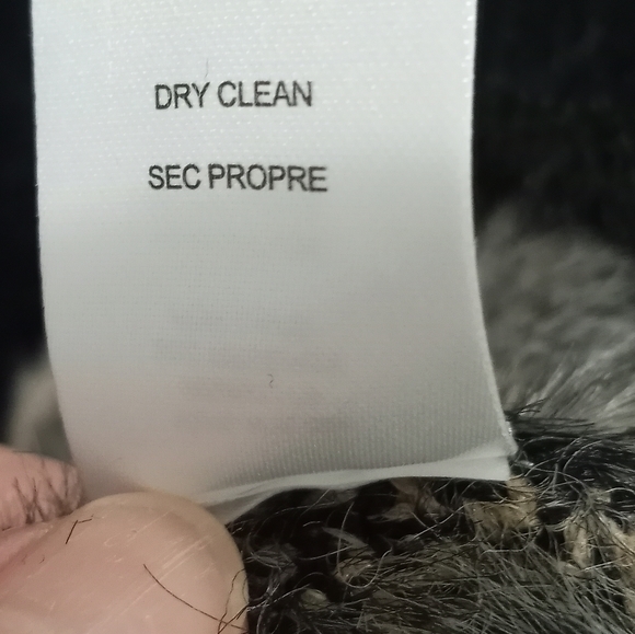 Elie by Elie Tahari houndstooth cardigan. EUC.  Size xs - Picture 6 of 6